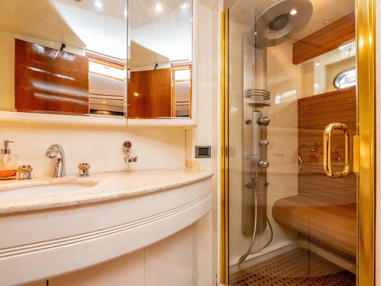 2000-70-azimut-70-sea-jet