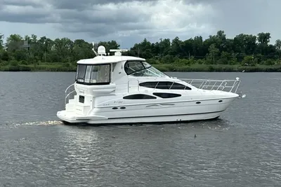 Cruisers Yachts 405