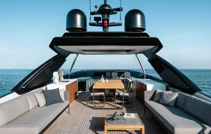  Yacht Photos Pics Sanlorenzo SL86 - D Yachts