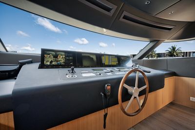 Yacht