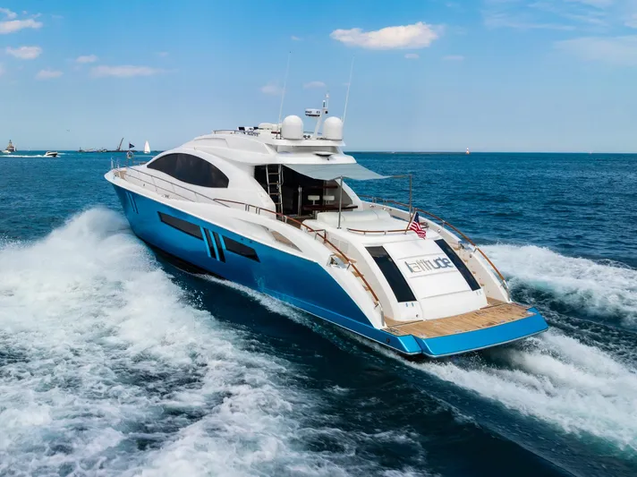 Latitude Yacht Photos Pics 