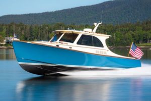 2024 Hinckley Picnic Boat 40 S