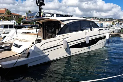2023 Cayman Yachts 600 S