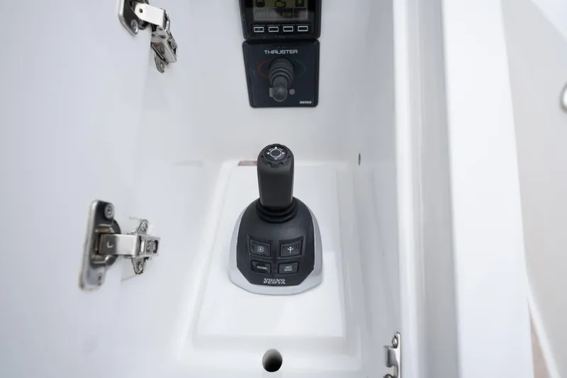 Latitude Yacht Photos Pics 