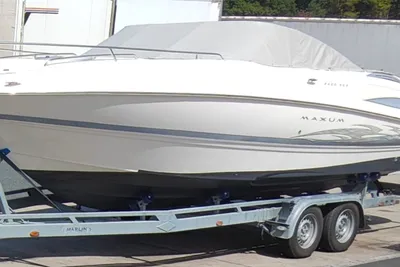 2006 Maxum 2400 SC3