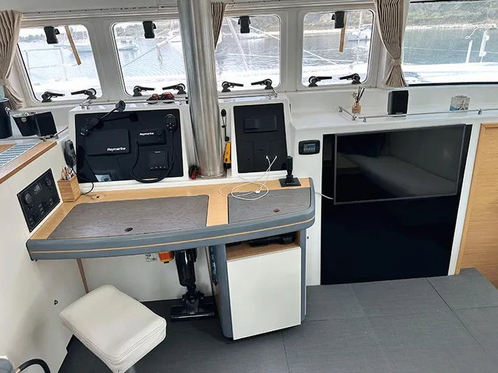  Yacht Photos Pics Lagoon 500 2008