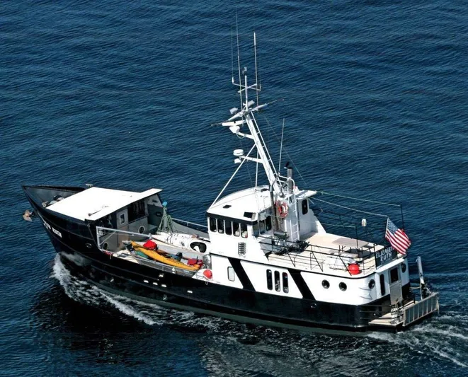 Elizabeth Ruth Yacht Photos Pics Port View