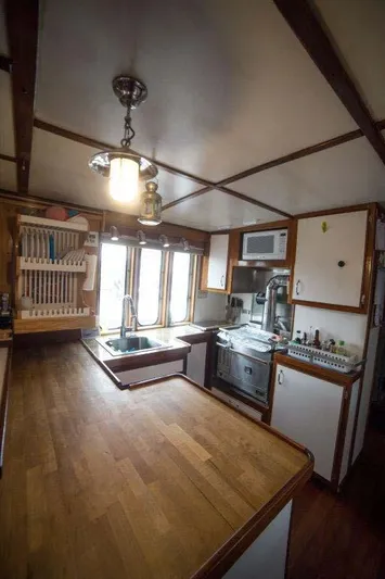 Elizabeth Ruth Yacht Photos Pics Galley