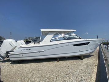 World Cat 400 DC