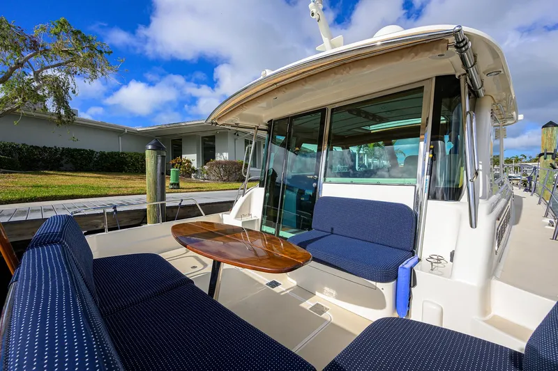 Cheers Yacht Photos Pics 