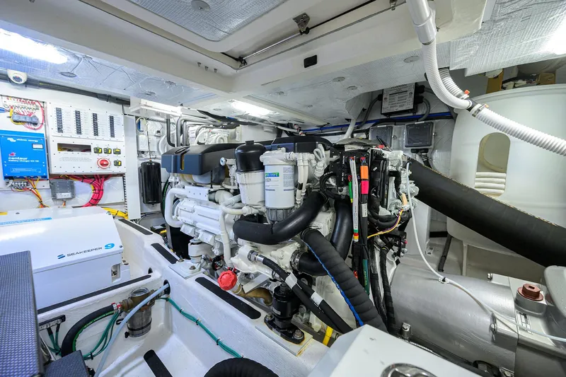 Cheers Yacht Photos Pics 