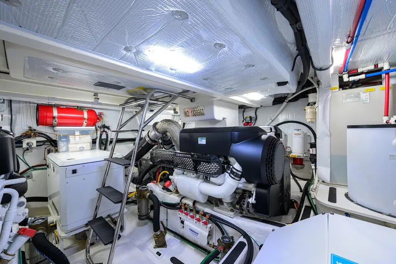 Cheers Yacht Photos Pics 