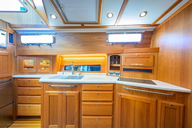 Cheers Yacht Photos Pics 