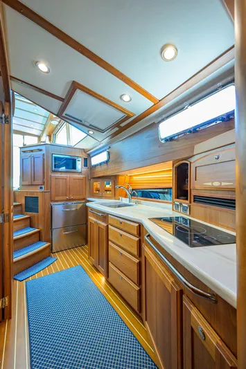 Cheers Yacht Photos Pics 