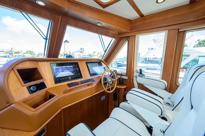 Cheers Yacht Photos Pics 