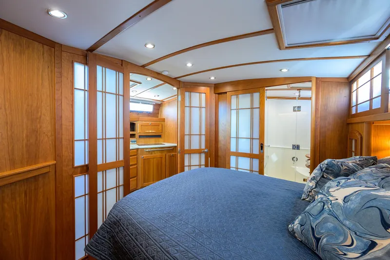 Cheers Yacht Photos Pics 