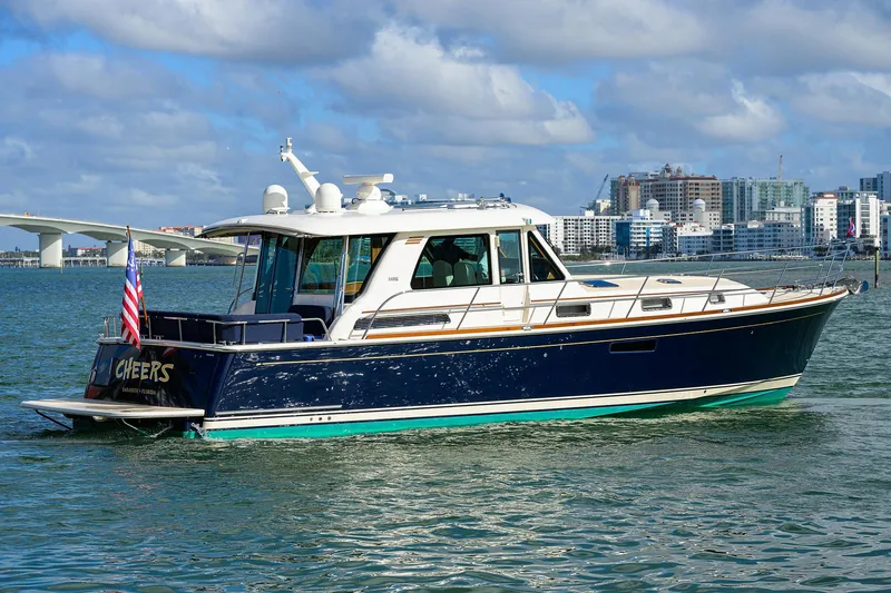 Cheers Yacht Photos Pics 