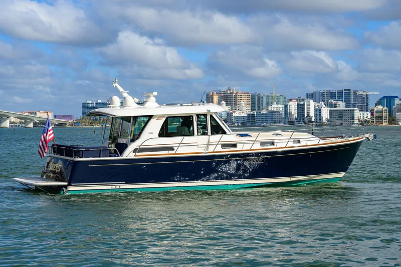 Cheers Yacht Photos Pics 