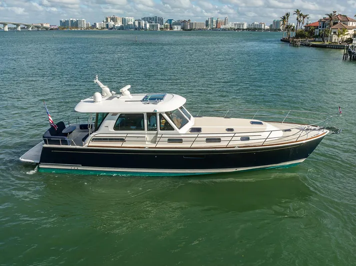 Cheers Yacht Photos Pics 