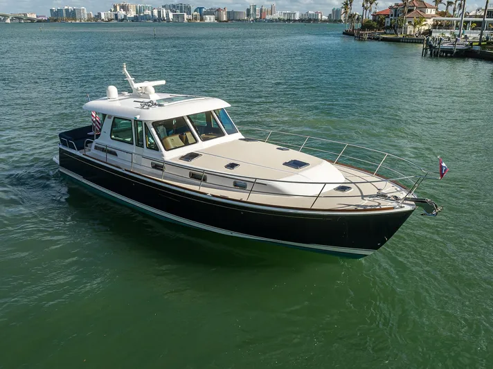 Cheers Yacht Photos Pics 