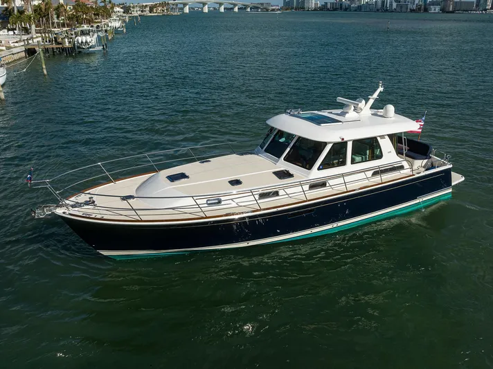 Cheers Yacht Photos Pics 