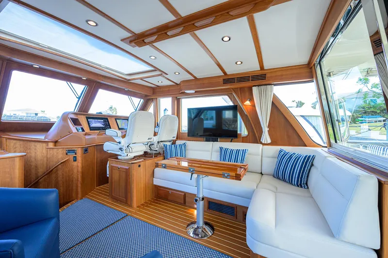 Cheers Yacht Photos Pics 