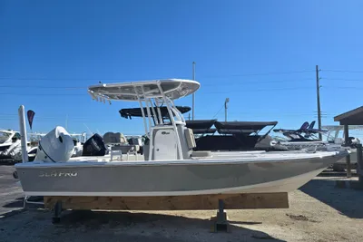 Sea Pro 230 DLX