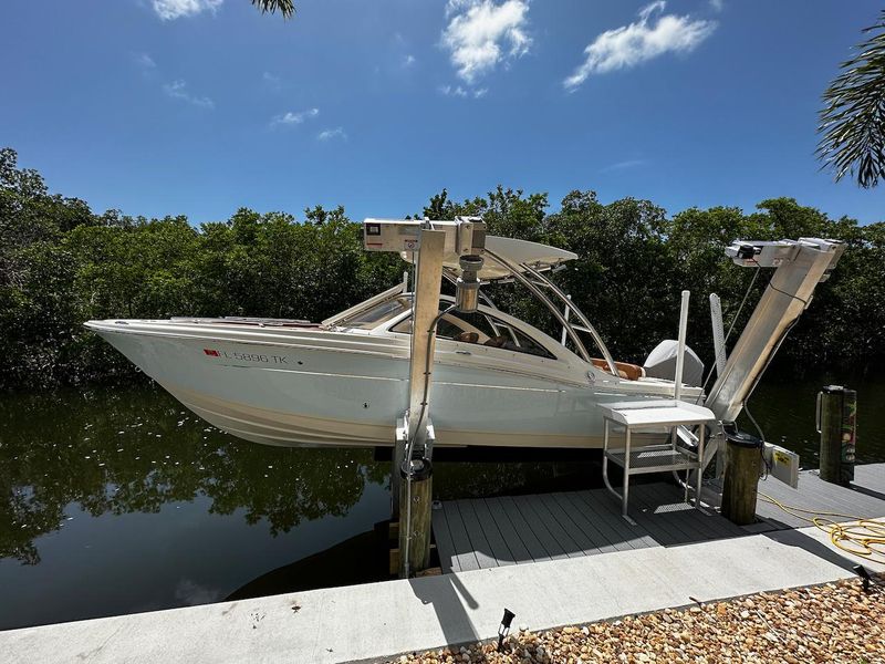 2023 Scout 240 Dorado