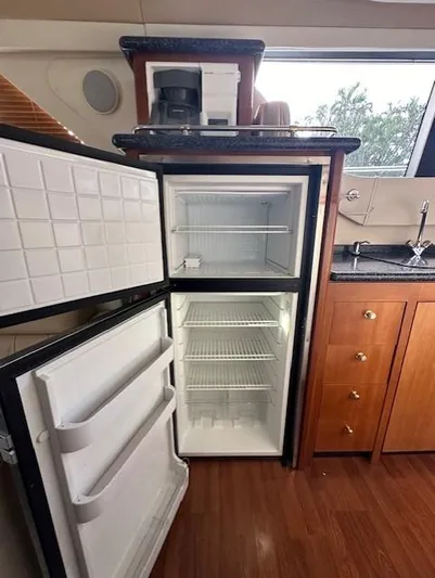 Good Life Yacht Photos Pics 