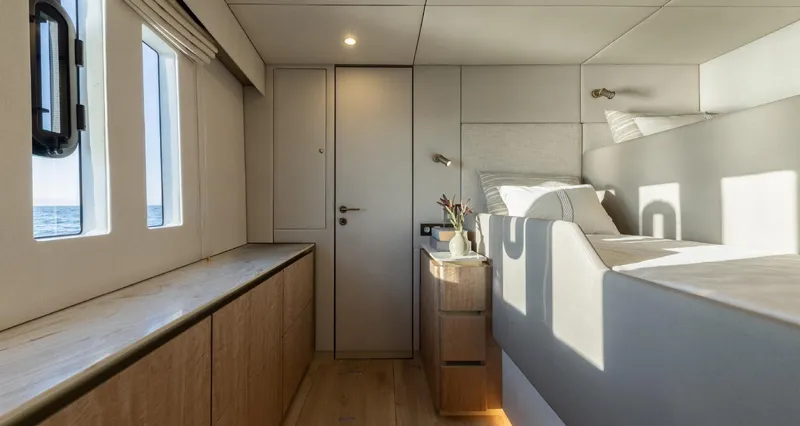 Spice Of Life Yacht Photos Pics 