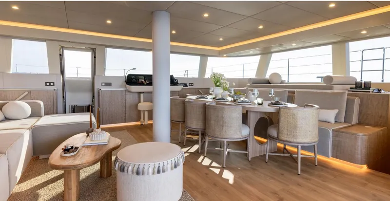 Spice Of Life Yacht Photos Pics 