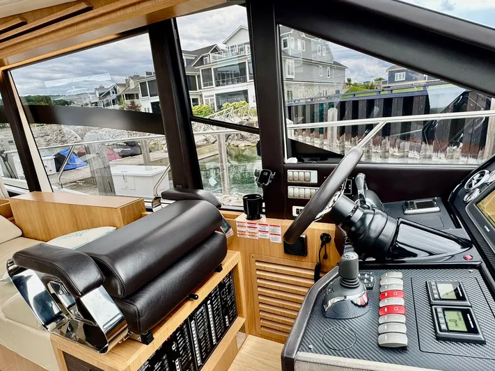 Yes Dear! Yacht Photos Pics 