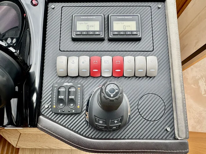 Yes Dear! Yacht Photos Pics 