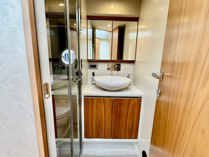 Yes Dear! Yacht Photos Pics 