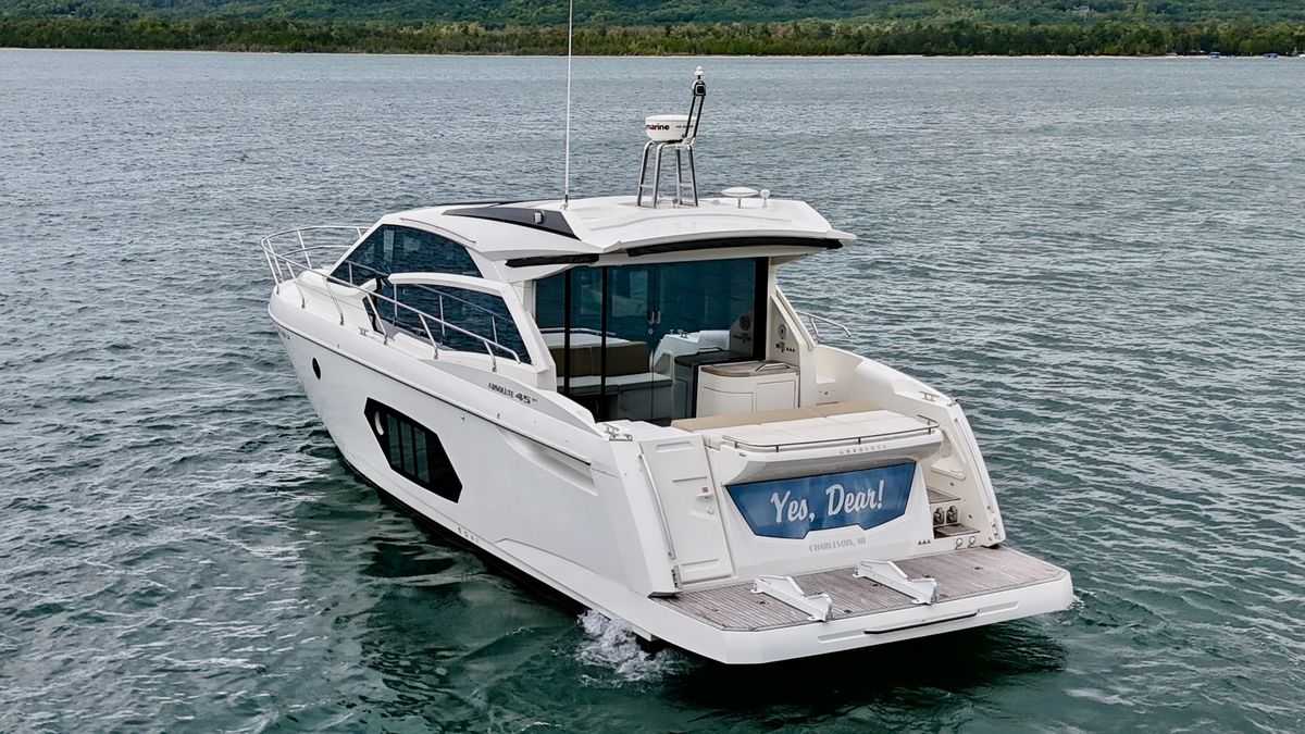 2016 Absolute 45 