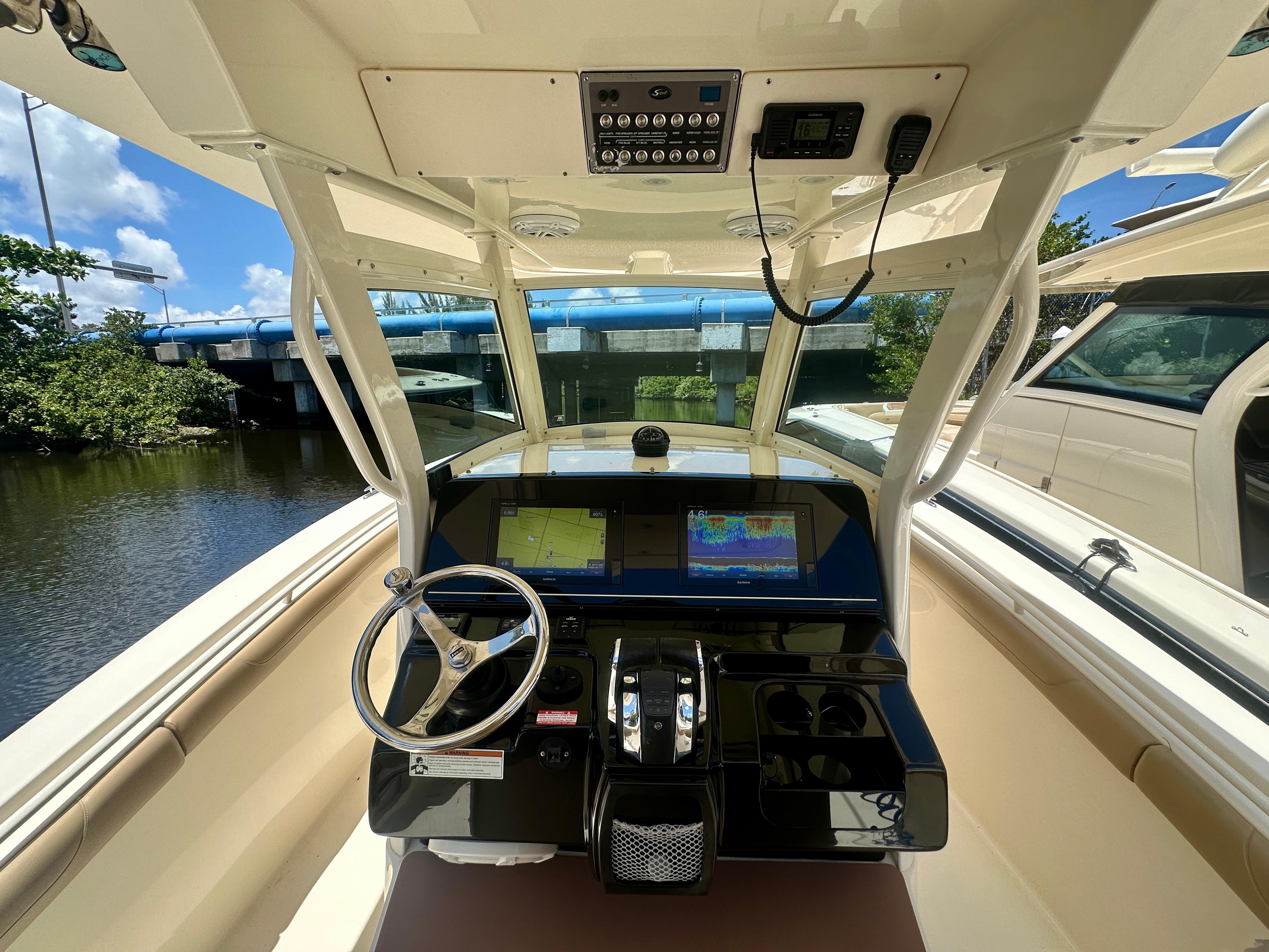 2019 Scout 300 Lxf Center Console for sale YachtWorld