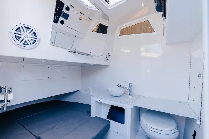 Bad Romance V Yacht Photos Pics 