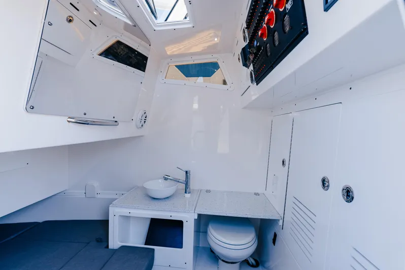 Bad Romance V Yacht Photos Pics 