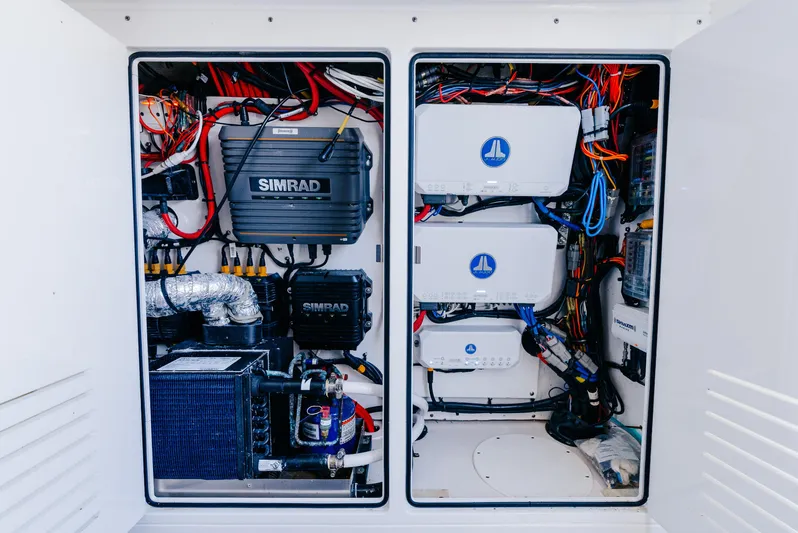 Bad Romance V Yacht Photos Pics 