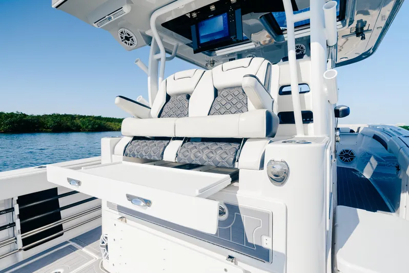 Bad Romance V Yacht Photos Pics 