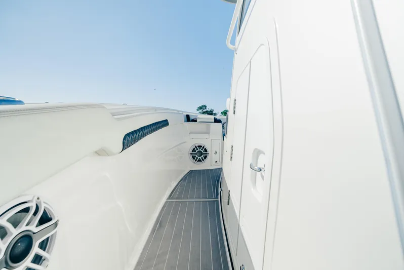 Bad Romance V Yacht Photos Pics 