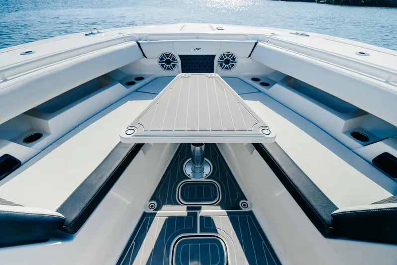 Bad Romance V Yacht Photos Pics 