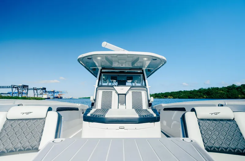 Bad Romance V Yacht Photos Pics 