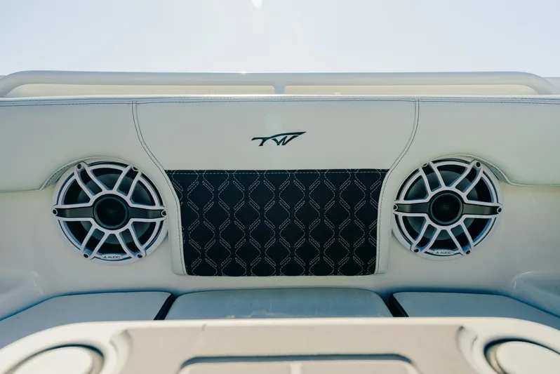 Bad Romance V Yacht Photos Pics 