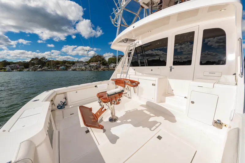 Fly'n Fish Yacht Photos Pics 