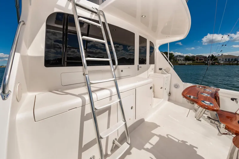 Fly'n Fish Yacht Photos Pics 