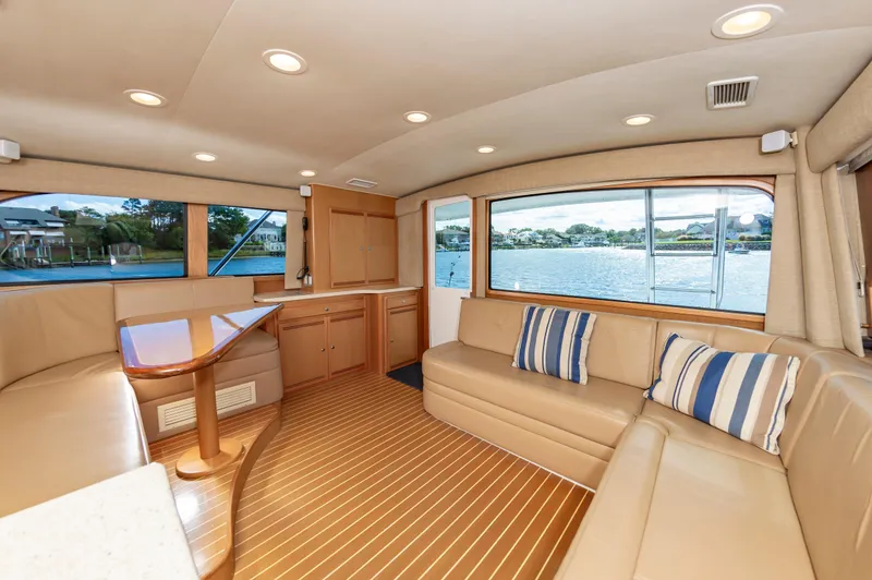 Fly'n Fish Yacht Photos Pics 