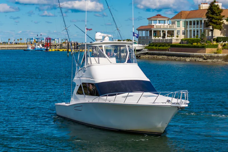 Fly'n Fish Yacht Photos Pics 