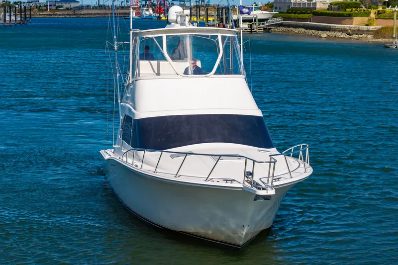 Fly'n Fish Yacht Photos Pics 