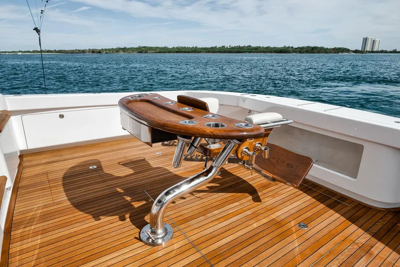 Chelsea Yacht Photos Pics Viking 72 Skybridge Chelsea - Cockpit